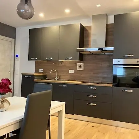 115 Joy Un Nuovo Con 2 E Divano Letto A Apartamento