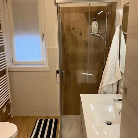 115 Joy Un Nuovo Con 2 E Divano Letto A * Belluno